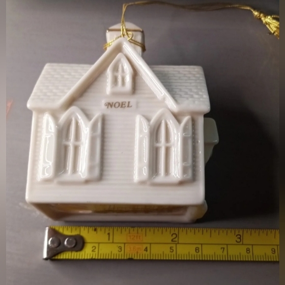 1990 The LENOX Christmas Village Church White Figurine In Storage Box - Picture 7 of 7